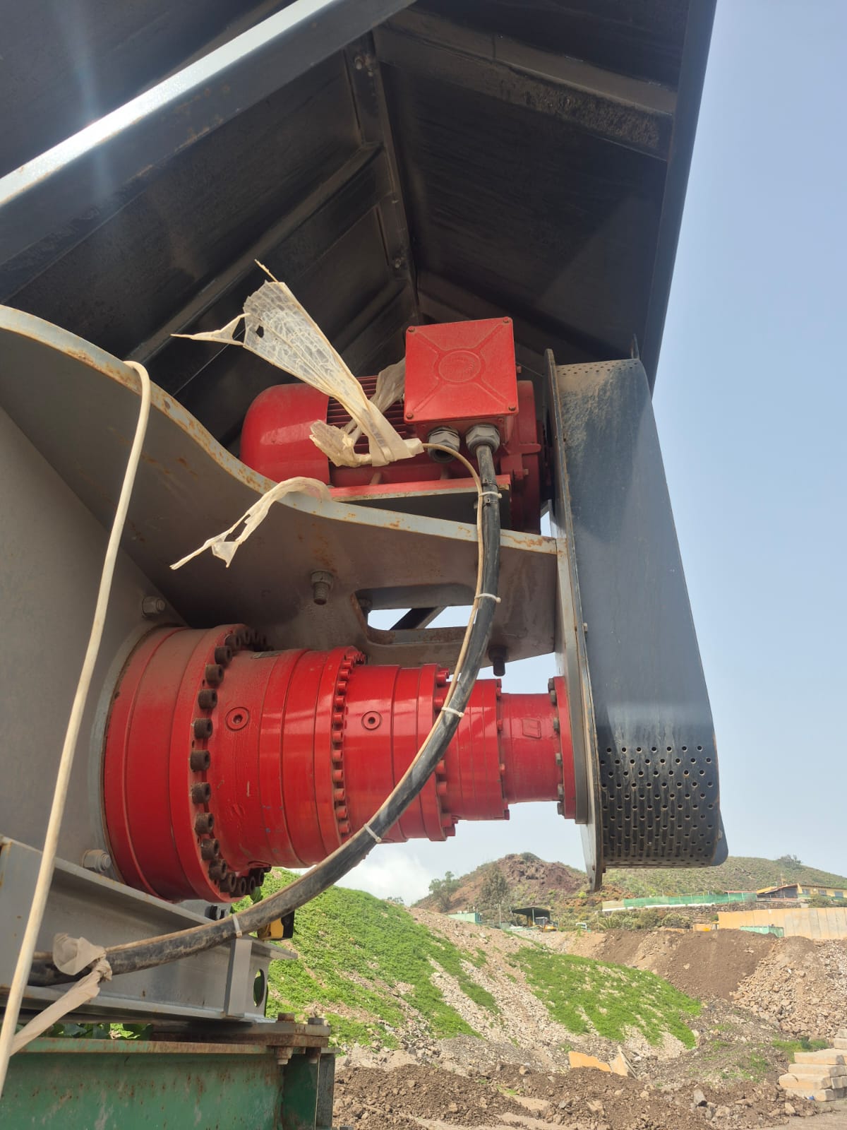 e289cc50-7c8b-45c7-8c23-fd2021e73ecf